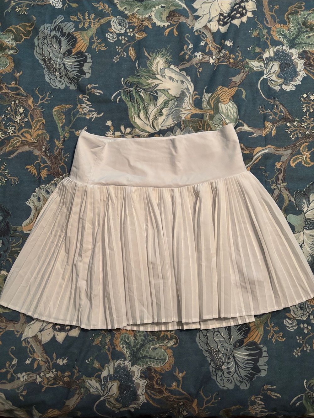 JoyLab White Pleated Tennis Skirt